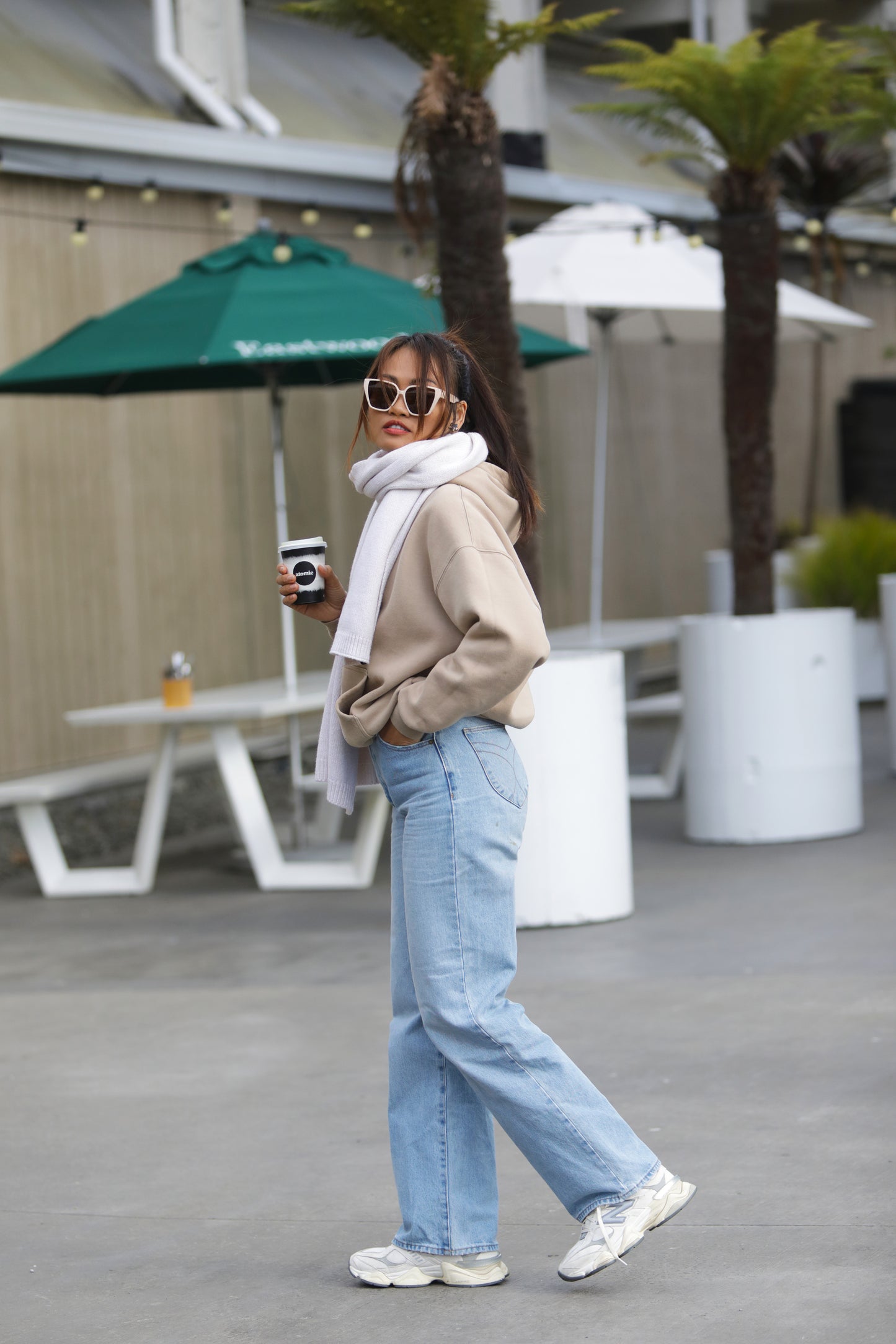 OVERSIZE HOODIE-Sandstone Serinity (Beige)